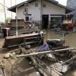 Ascienden a 921 los fallecidos por las inundaciones en Indonesia
