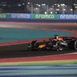 Verstappen aviva el Mundial con una victoria y Sainz se cuela en el podio del Gran Premio de Catar
