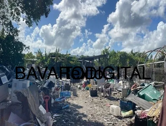 Allanamiento en metalera de Bávaro–Friusa deja tres detenidos y múltiples objetos incautados