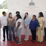 Reyes ve listo el camino para mipymes de cuidadoras en 2026