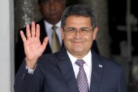 El fiscal general de Honduras pide la "captura internacional" del expresidente Hernández