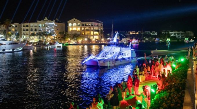 La Marina Cap Cana se ilumina con el Christmas Boat Parade 2025
