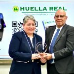 Reconocen trayectoria de la magistrada Arelis Ricourt en la primera edición de la revista “Huella Real”