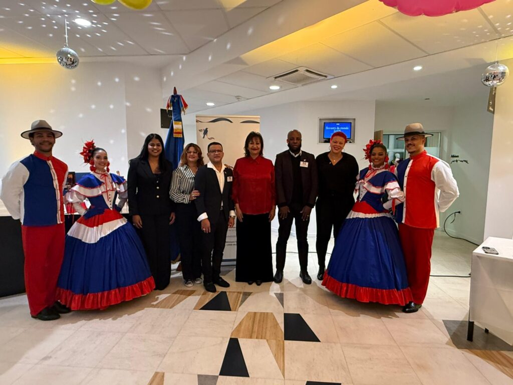 Consulado Dominicano en Marsella destaca gastronomía e inversión en “Sabores del Mundo 2025” | 1 | Consulado Dominicano en Marsella destaca gastronomía e inversión en “Sabores del Mundo 2025” - Noticias de hoy en República Dominicana | De Último Minuto