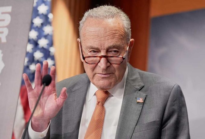 Demócratas quieren demandar al Gobierno por no divulgar todos los archivos de Epstein