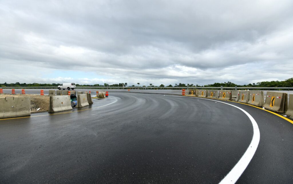 MOPC pone en servicio nuevas soluciones viales en la Autopista Duarte | 1 | MOPC pone en servicio nuevas soluciones viales en la Autopista Duarte - Noticias de hoy en República Dominicana | De Último Minuto