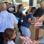 Juanfe lleva sonrisas a los pequeños más carentes de Maracaibo