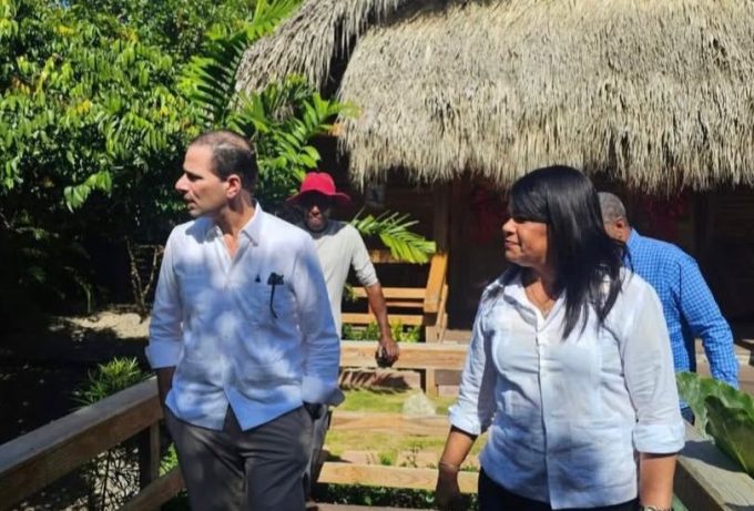 CEO Grupo Punta Cana promueve turismo ecológico en Nisibon