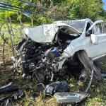 Hombre resulta herido tras chocar con poste de luz en la carretera SPM–La Romana