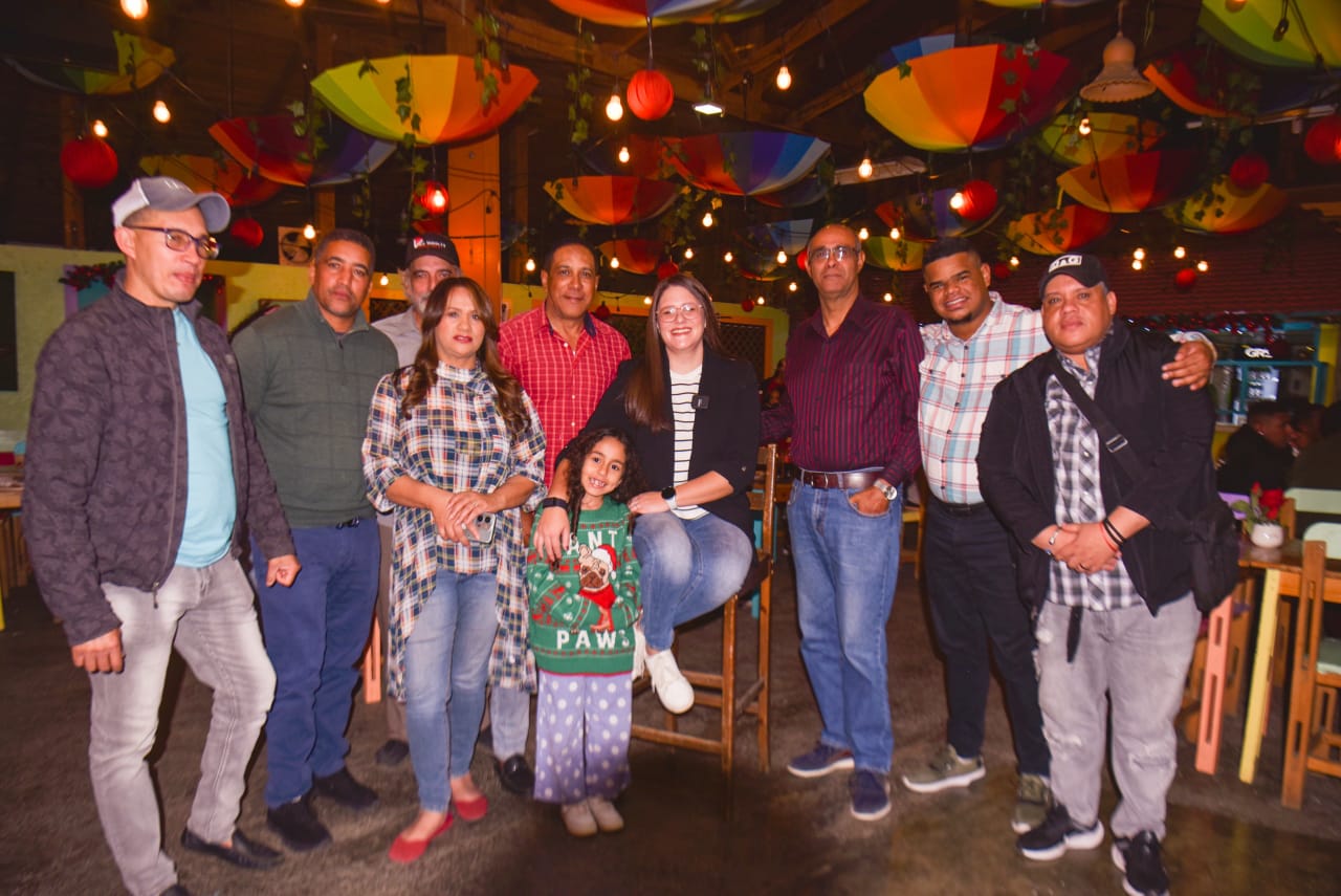 Adompretur Constanza, reconoce a Antojitos D' Lauren, su alta significación para el destino desde su fundación hace 32 años