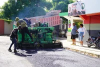 Avanza el asfaltado en Macao y La Ceiba como parte del Plan Integral de Viabilización