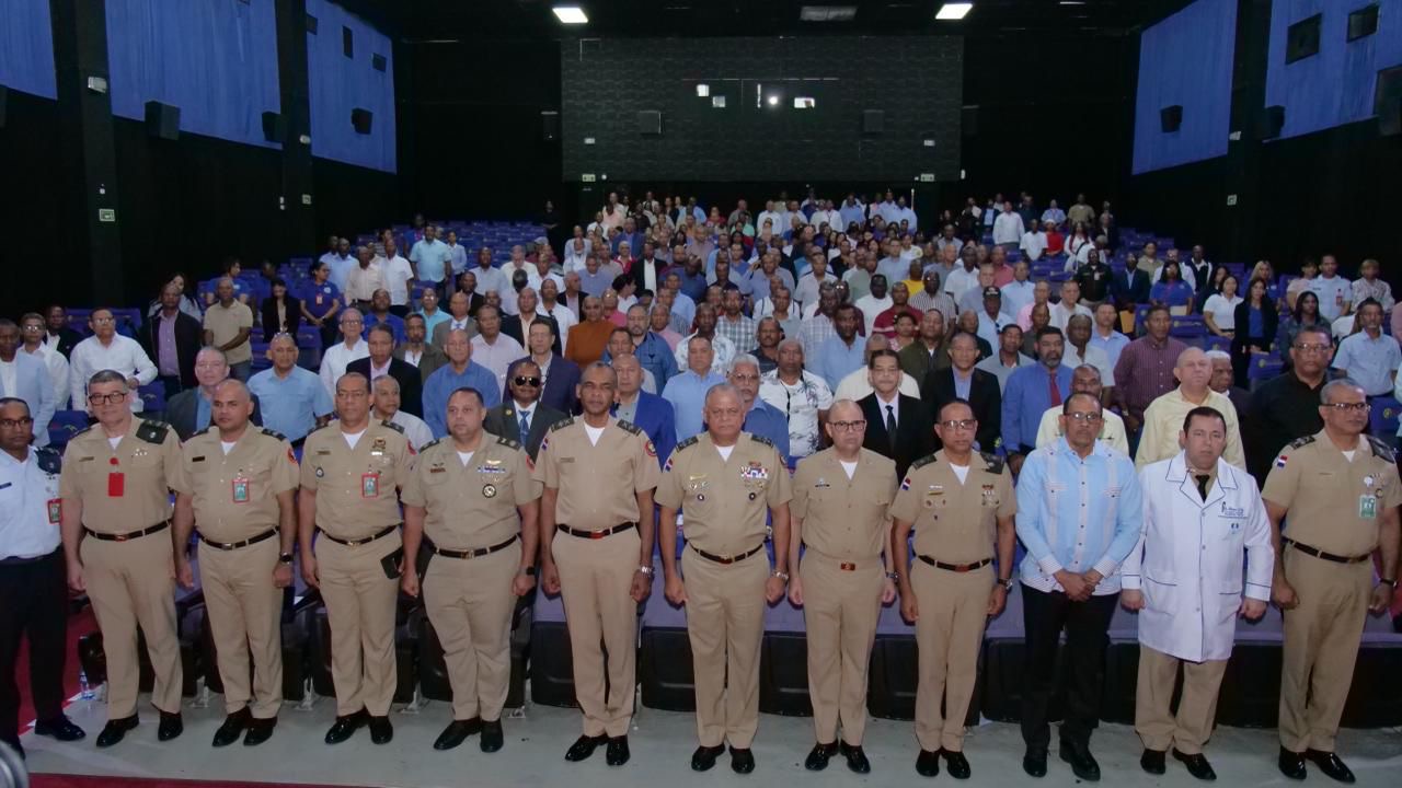 Ministerio de Defensa inicia entrega de “Cheque Sueldo por Año” a militares recientemente retirados - Noticias de hoy en República Dominicana | De Último Minuto