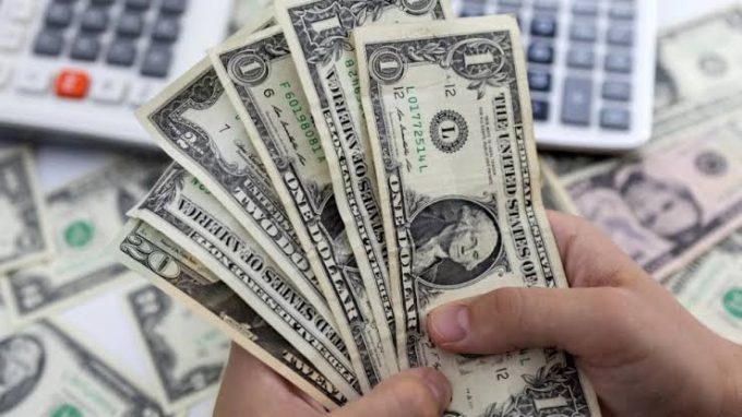 La economía dominicana despierta con dólar firme y euro en ascenso