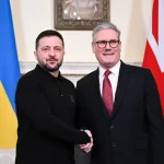 Starmer asegura que no presionará a Zelenski para que acepte el plan de paz