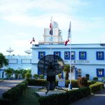 Indomet pronostica lluvias aisladas y mantiene recomendaciones marítimas en ambas costas