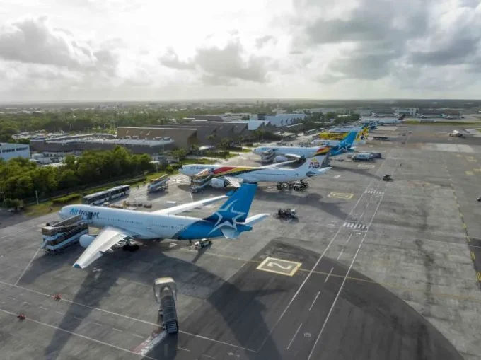 Aeropuerto de Punta Cana rompe récords de vuelos y pasajeros en 2025
