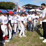 Estadio de Baní acoge clínica regional de béisbol con 230 niños de 10 provincias