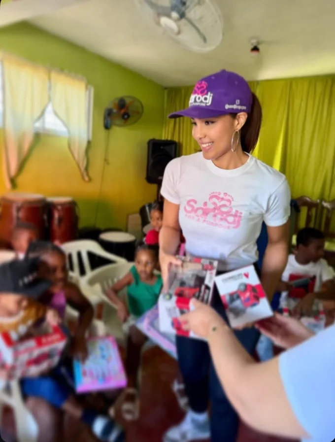 Sarodj lleva esperanza a niños dominicanos y haitianos en condiciones vulnerables a través de su fundación Sarodj for a Purpose