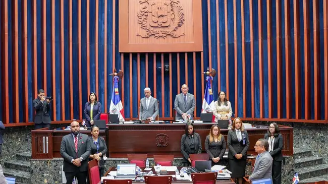 Senado aprueba ley para saldar deudas por obras ejecutadas desde 1996