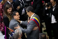 Delcy Rodríguez saca del gabinete al empresario colombiano Alex Saab, aliado de Maduro