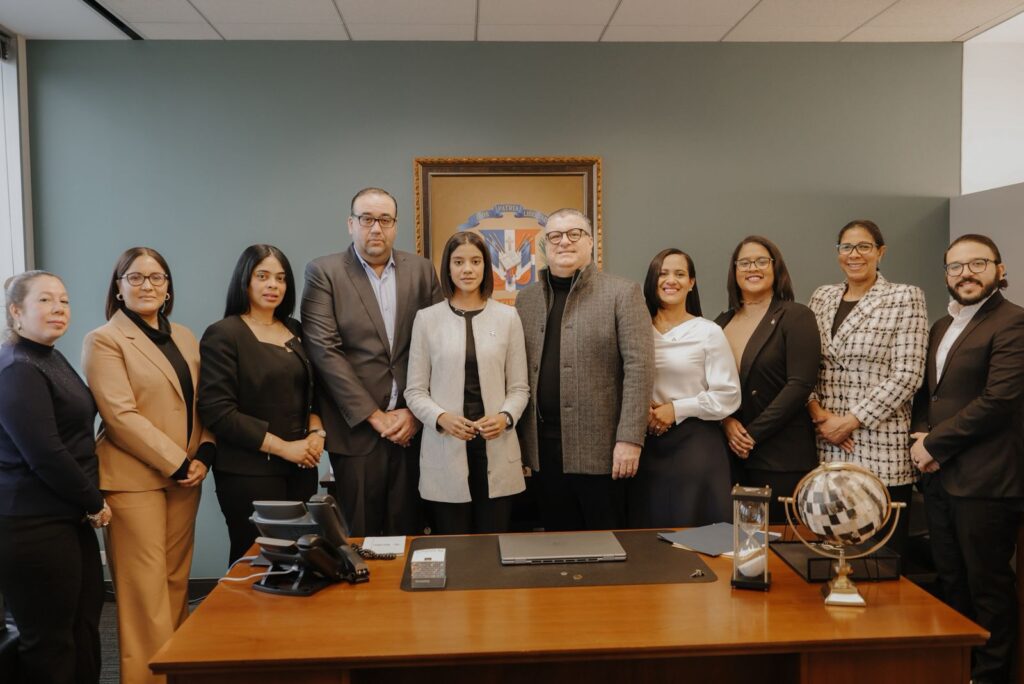 Omara Corporán asume como cónsul general de la República Dominicana en Chicago - Noticias de hoy en República Dominicana | De Último Minuto