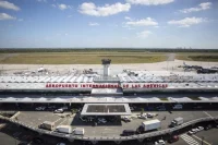 ADLA reitera reclamo para ampliación de la pista y modernización del Aeropuerto La Isabela