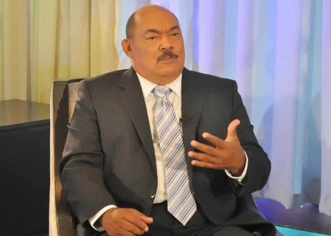 Senado rendirá honras fúnebres oficiales a Ramón Alburquerque este domingo