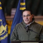 Guatemala descarta negociar con los pandilleros que retienen a 46 guardias en 3 cárceles