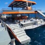 Armada Dominicana brinda asistencia marítima a catamarán tras incidente en aguas del Caribe