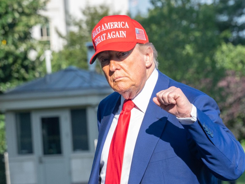 Trump ordena retirar la presencia de agentes federales en protestas de Mineápolis