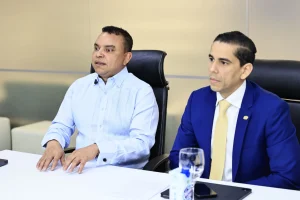 Autoridades del SNS y SeNaSa sostienen reunión de planificación para garantizar cobertura integral a los afiliados