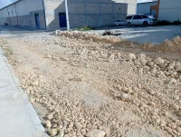 Calle intransitable detrás de Cana Town desespera a residentes