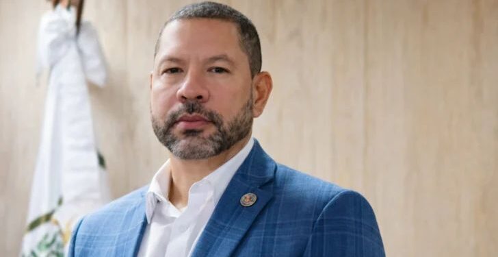 Exsupervisor DEA en RD obtiene libertad provisional bajo estrictas condiciones en EEUU