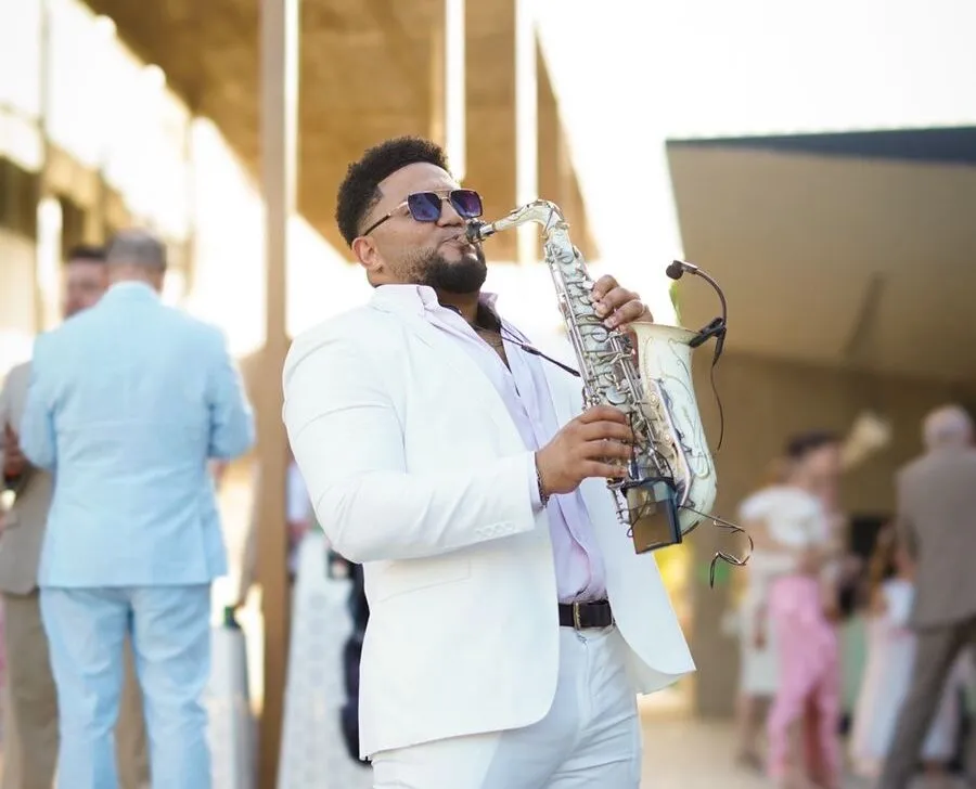 Darling Sax es considerado por la plataforma Google, como el mejor saxofonista para bodas en la República Dominicana