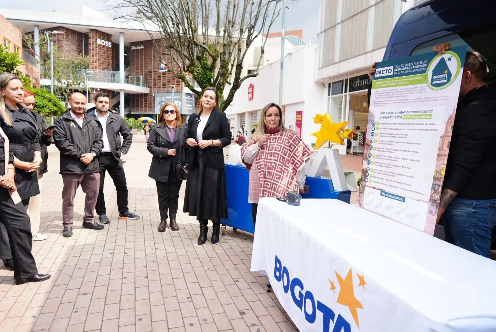 Presenta campaña “Bogotá, la casa de todos se mantiene limpia”