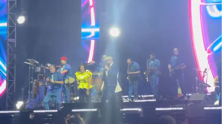Maridalia Hernández desata euforia y nostalgia junto a Juan Luis Guerra en el Estadio Cibao