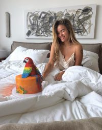 Karol G celebra sus 35 años con emotivo mensaje a sus seguidores