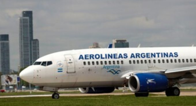 Protesta en Argentina deja más de 300 vuelos suspendidos