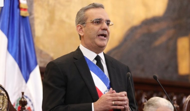 Abinader informa »Casi 200 mil Dominicanos superaron la pobreza en 2025»