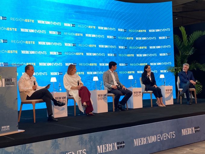 Raffaella Delfino impulsa alianzas público-privadas en Construction & Real Estate Summit 2026