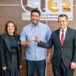 Senador de La Altagracia presenta su nueva cédula