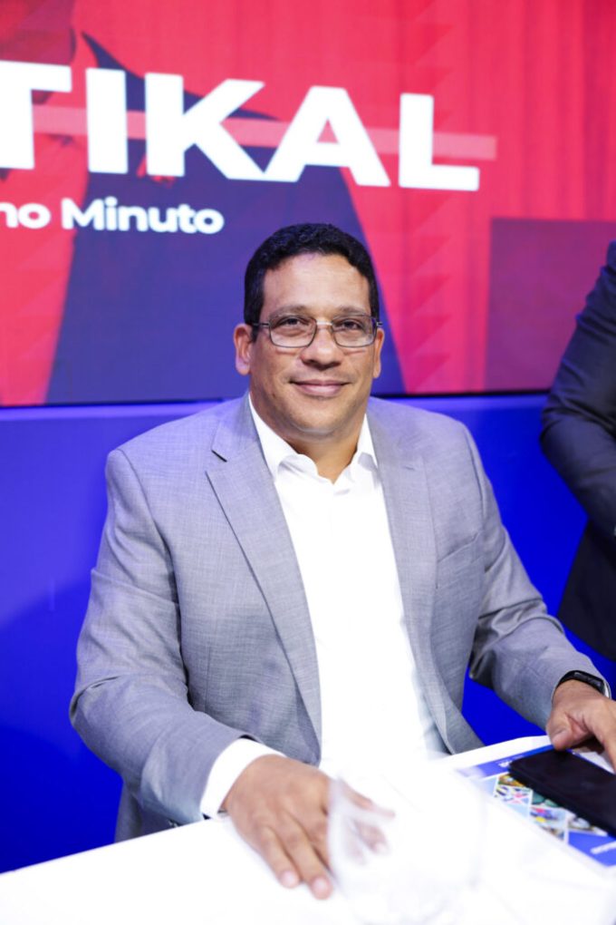 Carlos Pimentel aboga por justicia más ágil en casos de corrupción; reitera apoyo en investigación del caso Senasa