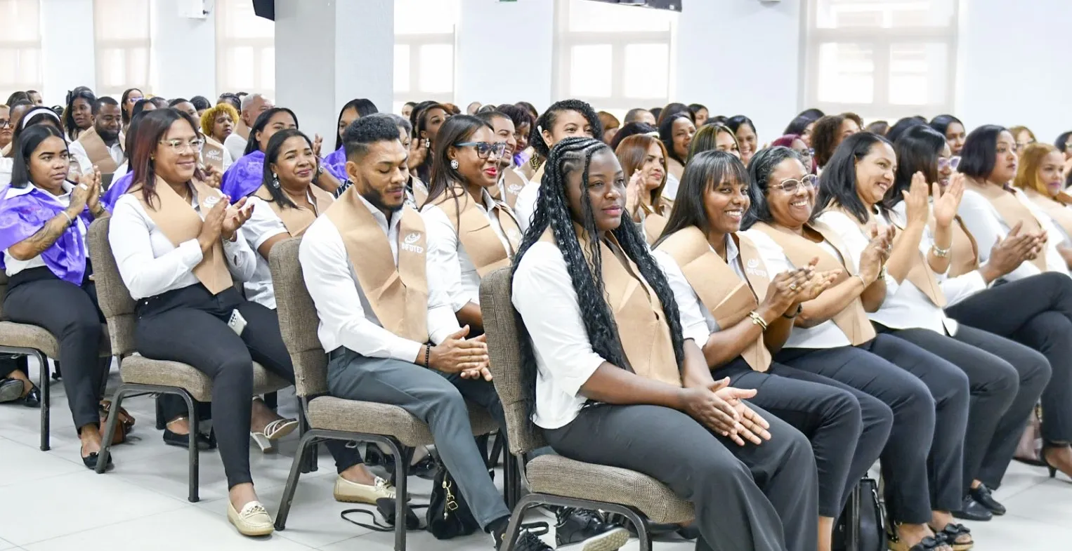 INFOTEP certifica más de 300 trabajadores del sector zonas francas en Santo Domingo Este