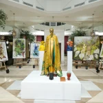 El vuelo interior de la artista dominicana Yubo Fernández triunfa en Madrid