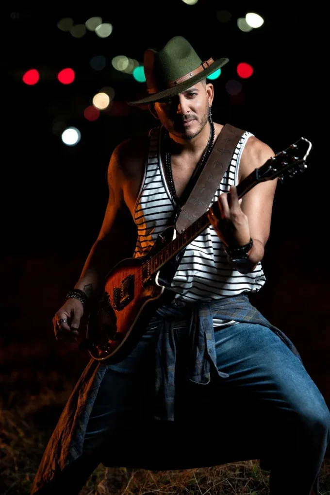 Max Max presenta nuevo sencillo y anuncia shows íntimos en República Dominicana