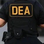 Gobierno dominicano condecoró a supervisor de la DEA implicado en caso de presunto fraude de visas