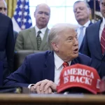 Trump dice que su arco del triunfo en Washington será "más grande que el de París"