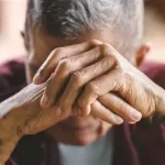 Denuncian maltrato contra adulto mayor por parte de su propio hijo en La Romana