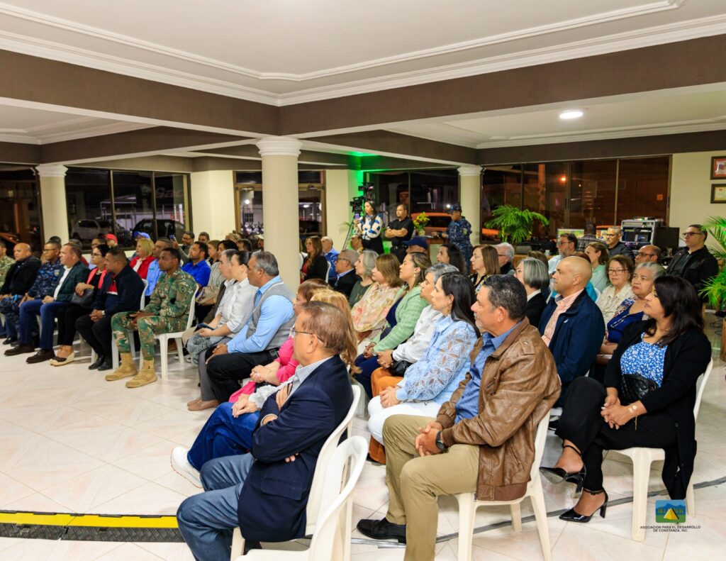 Juramentan directiva Asociación para el Desarrollo de Constanza 2025 - 2027 | 6 | Juramentan directiva Asociación para el Desarrollo de Constanza 2025 - 2027 - Noticias de hoy en República Dominicana | De Último Minuto