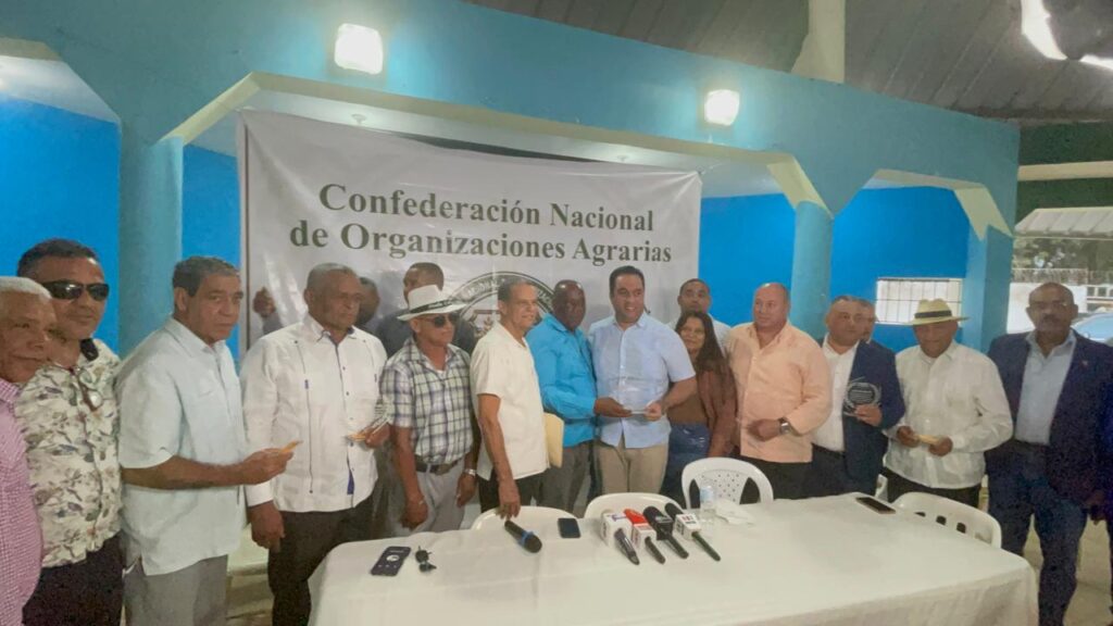 CONAGRA reconoce a Elías Hasboun y a destacados actores del sector agrario en La Vega - Noticias de hoy en República Dominicana | De Último Minuto